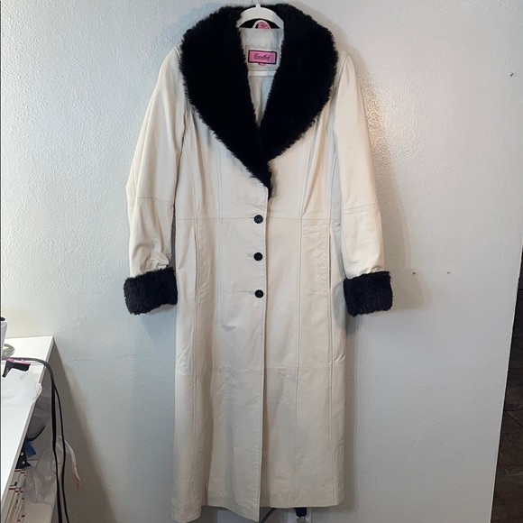 Excelled Collection Jackets & Blazers - Elegant White Leather Jacket with Black Accents